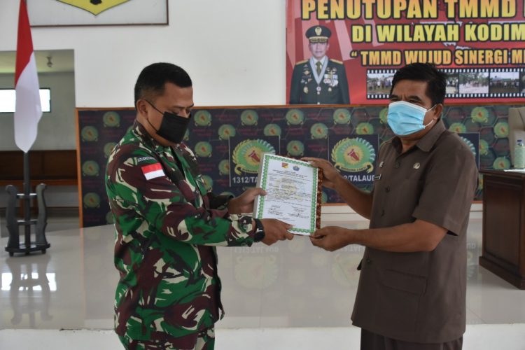 Penutupan TMMD 110 di Utara Indonesia