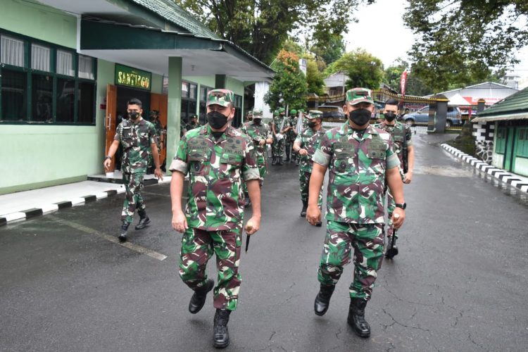 Pangdam XIII/Merdeka Berkunjung Ke Korem 131/Santiago