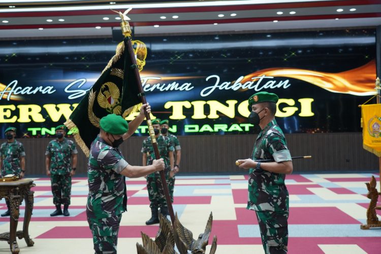 Mayjen TNI Alfred Denny Tuejeh Resmi Jabat Pangdam XIII/Merdeka