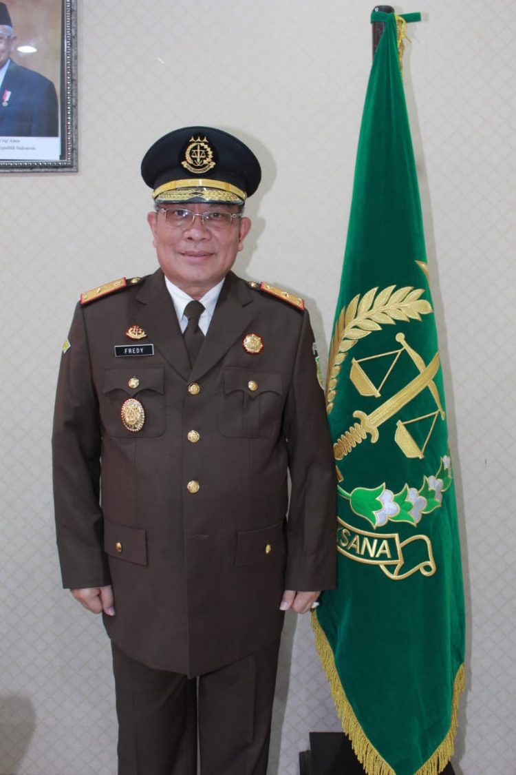 Jaksa Agung Tunjuk Fredy Runtu Plt Kajati Sulut