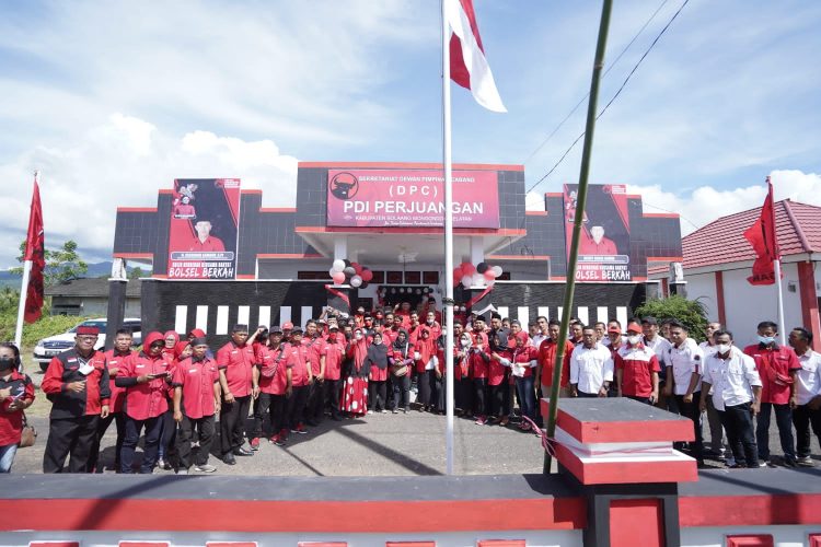 HUT ke-49 PDIP, Iskandar Kamaru Ingatkan Kesolidan Kader Partai