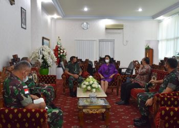 Danrem 131/Santiago Brigjen TNI Mukhlis Silaturahmi ke Universitas Sam Ratulangi