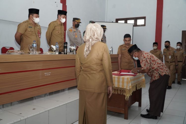 Ini Pesan Bupati Iskandar Kamaru dalam Deklarasi Damai Pilsang Serentak Bolsel