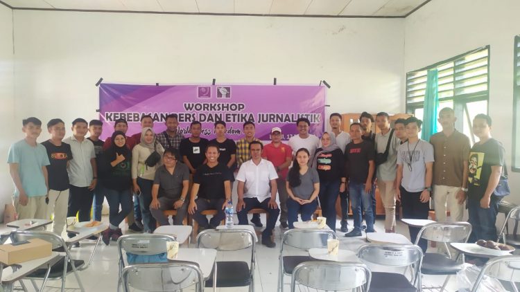 AJI Manado Bekali Wartawan Bolsel tentang Kebebasan Pers dan Etika Jurnalistik dalam Peringatan WPFD
