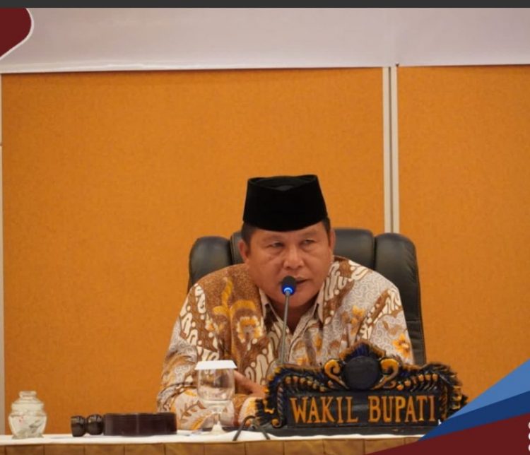 Buka Presentasi RP2KPKPK dan RISPAL, Wabup: Perhatikan Kelestarian Lingkungan Hidup