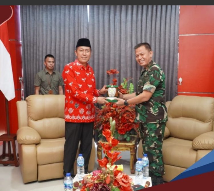Bertemu Danrem 131 Santioago, Bupati Iskandar Kamaru Sampaikan ini