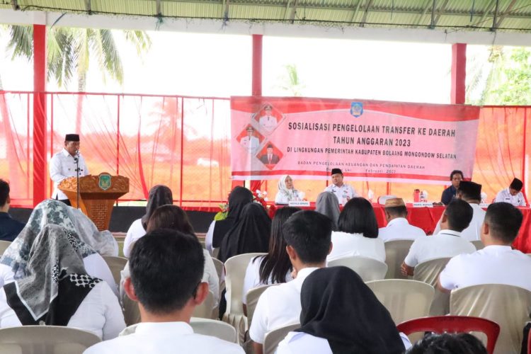 Buka Sosialisasi Pengelolaan Transfer ke Daerah, Ini Penegasan Wabup Bolsel