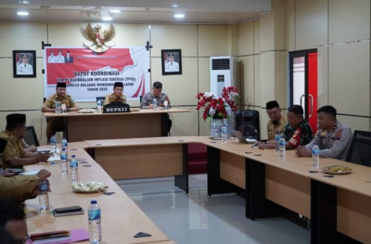 Bupati Iskandar Kamaru Pimpin Rakor TPID, Bahas Komoditas Utama