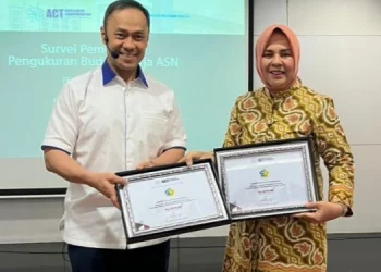 Pemkot Kotamobagu Raih Penghargaan BerAKHLAK Tahun 2022