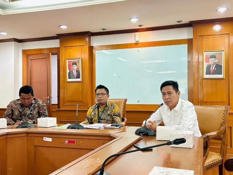Iskandar- Deddy Bahas Penetapan RKT dengan Kemendes PDTT