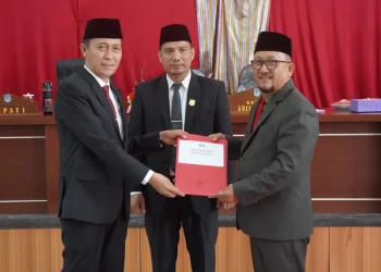 DPRD Bolsel Sahkan Dua Perda