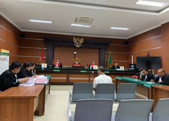 Mantan Ketua DPRD dan Pegawai PDAM Manado Jalani Sidang Tuntutan