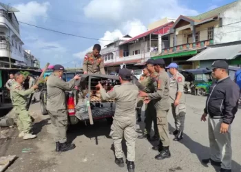 Satpol PP Kotamobagu Tertibkan Pedagang Berjualan di Eks Pasar Serasi