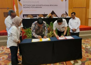 Wabup Deddy Teken Berita Acara Serah Terima Rusus di Bolsel