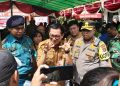 Kantor Camat Airmadidi “Diserbu” Warga, Bupati Joune JE Ganda Sebut 3 Hal ini