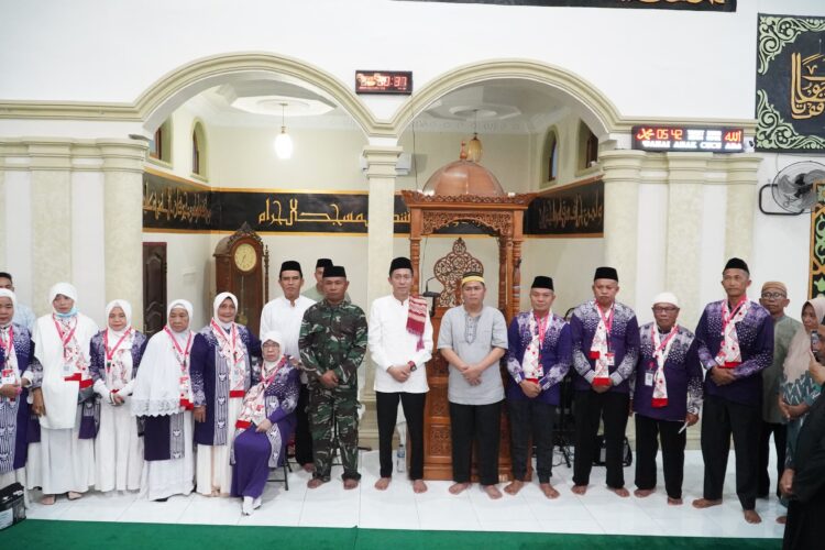 Lepas JCH, Bupati Iskandar Titip Doa untuk Bolsel