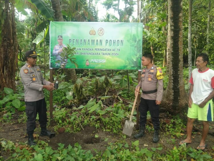 Memperingati Hari Bhayangkara ke 78 Tahun, Polsek Tagulandang Gelar Kegiatan Penanam Pohon