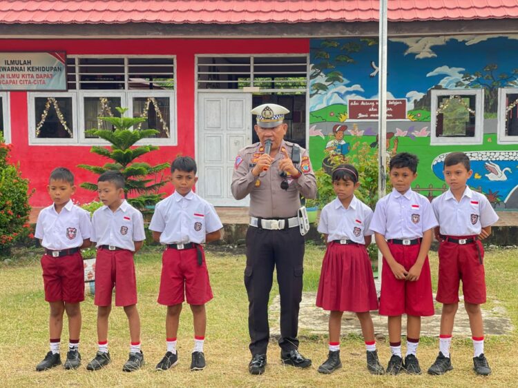 Satlantas Polres Sitaro Berkunjung ke SD YPK Imanuel Ondong, ini yang Dilakukan
