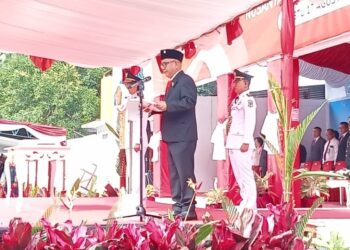 Usai Baca Teks Proklamasi, Ketua DPRD Beber Bukti Kabupaten Sitaro Tidak Kalah Jauh Dengan Daerah Lebih Dulu Otonom