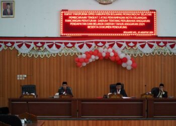 DPRD Bolsel Paripurnakan Penyampaikan Ranperda APBD Perubahan 2024