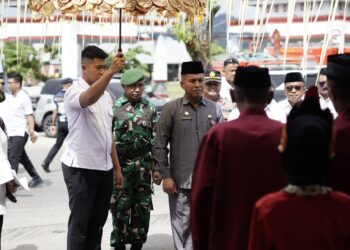 Pjs Bupati Bolsel Tahlis Gallang Disambut Secara Adat