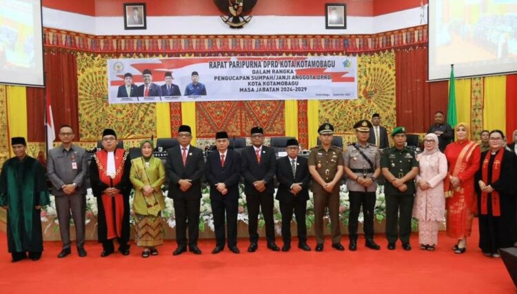 Pj Walikota Kotamobagu Hadir Pelantikan Anggota DPRD 2024-2029