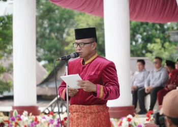Pjs Bupati Tahlis Gallang Irup Peringatan HUT ke-175 Kecamatan Bolaang Uki