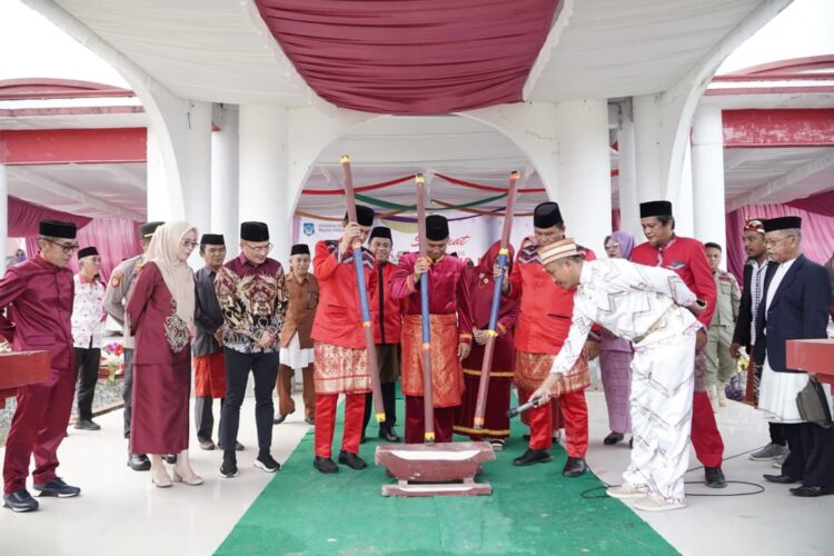 Disdikbud Bolsel Dukung Pergelaran Budaya di HUT ke-175 Bolaang Uki