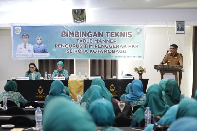 Pj Wali Kota Kotamobagu Hadiri Bimtek Table Manner TP PKK