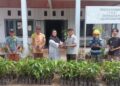Petani Pontodon Timur Terima Bantuan Bibit Kakao