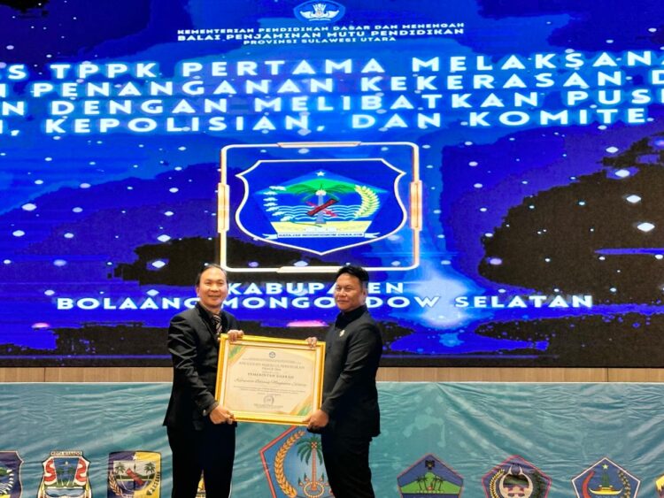 Pemkab Bolsel Sabet 7 Penghargaan di Anugerah Mapalus Pendidikan 2024