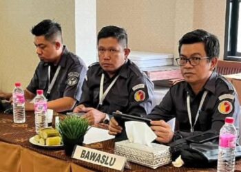 Pastikan Rekapitulasi Perhitungan Suara Berlangsung Transparan, Bawaslu Sitaro Kawal Rapat Pleno Terbuka