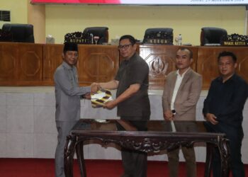 Rapat Paripurna DPRD Bolmong Bahas Penetapan APBD 2025 dan RPJPD 2025-2045