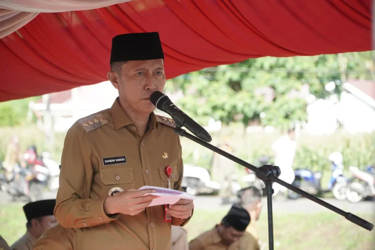 Pemkab Bolsel Gelar Apel Perdana 2025, Bupati Iskandar Sampaikan Berbagai Hal Penting