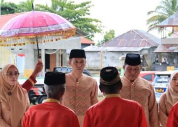 Bupati dan Wabup Bolsel Kunker Sekaligus Safari Ramadan di Kecamatan Pinolosian