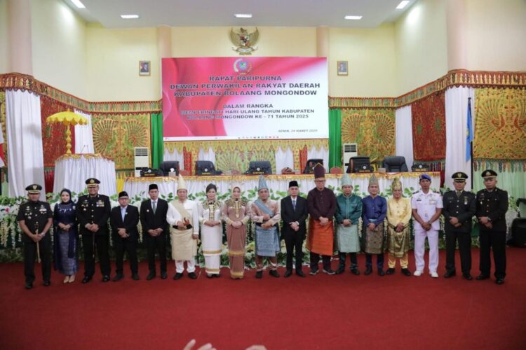 DPRD Rapat Paripurna Istimewa Peringati HUT ke-71 Kabupaten Bolmong