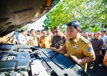 Gubernur Sulut Pimpin Apel Kendaraan Dinas