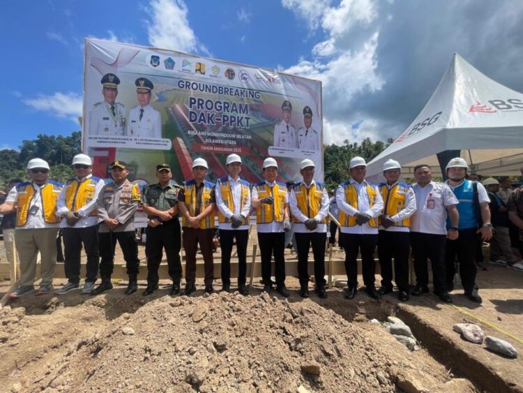 Wagub Victor Didampingi Bupati dan Wabup Bolsel Resmikan Groundbreaking DAK PPKT Tematik 2025 di Motandoi
