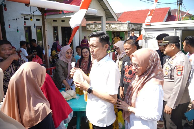 Warga Serbu GPM di Kecamatan Helumo