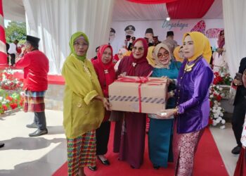 Dukung PHBS, Disdikbud dan Bunda PAUD Beri Bantuan Wastafel