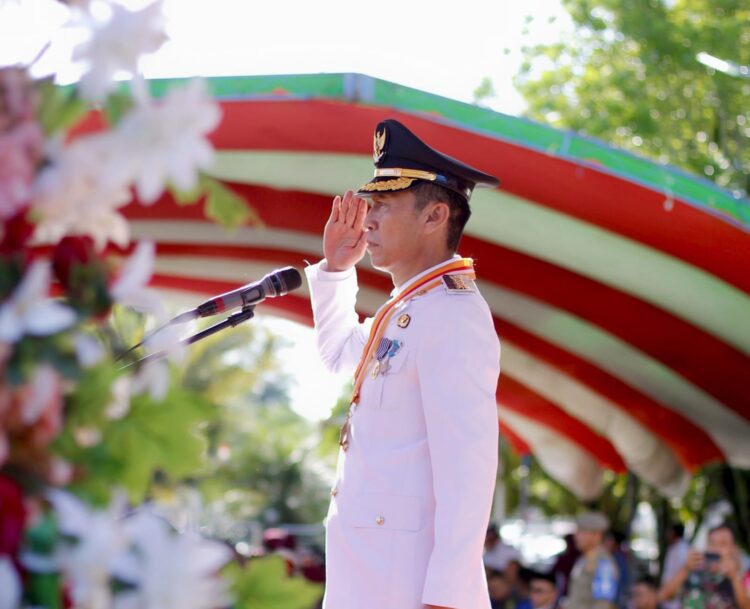 Bupati Bolsel Pimpin Upacara HUT ke-80 Kemerdekaan RI