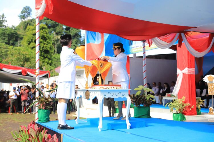 Perdana Sejak Dilantik, Begini Kata Bupati Chyntia I Kalangit Usai Jadi Irup di HUT Proklamasi