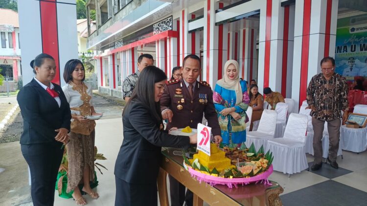 Hadir di Upacara Memperingati Hari Bhayangkara ke-79, Bupati Chyntia: Sinergitas Terus Diperkuat