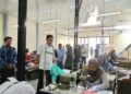 Disdikbud Bolsel Siapkan Seragam Sekolah Gratis, Bupati Cek Kualitas di Pabrik