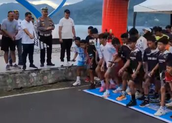 Lepas Peserta Fun Run SITARO 2025, Wakil Bupati Heronimus Makainas Bilang Begini