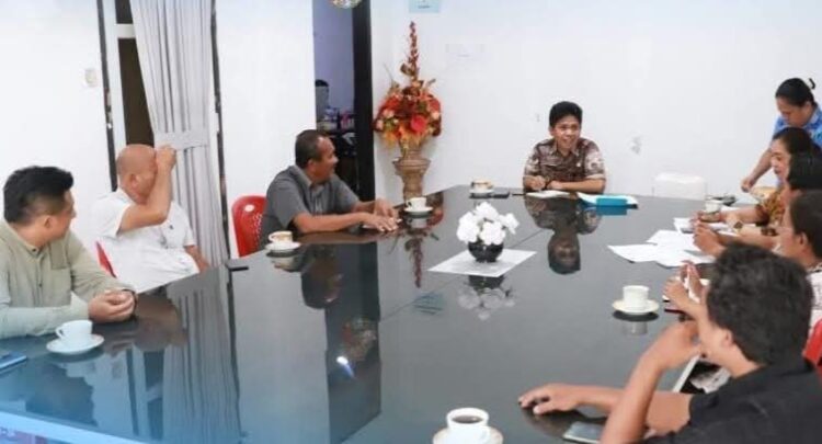 Bupati Chyntia Tugaskan Asisten II Eddy Salindeho untuk Jaga Stok BBM Selama Perayaan Natal dan Tahun Baru