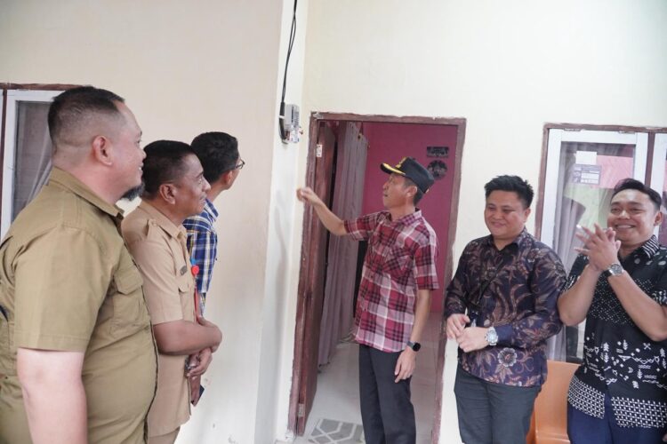 Janji Terpenuhi, Korban Banjir di Pakuku Jaya Kini Nikmati Listrik