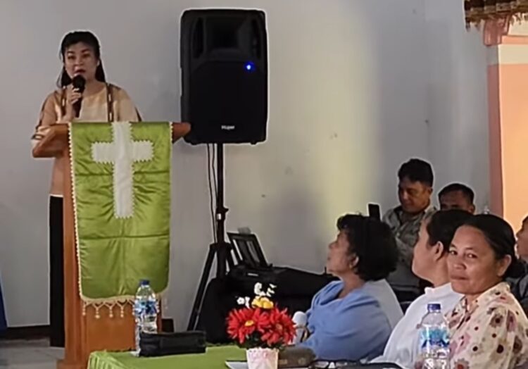 Bupati Chyntia Bikin Sejarah Baru Bagi Masyarakat Pulau Buhias