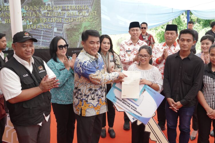 Huntap Korban Erupsi Gunung Ruang Diserahkan, 287 KK Kini jadi Warga Bolsel